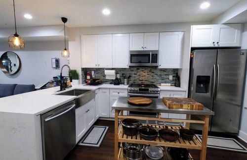 Trinidad House | Modern, Beautiful. 3-bedroom 2.5 ba Townhome