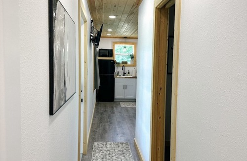 Early House | Container Retreat in Early