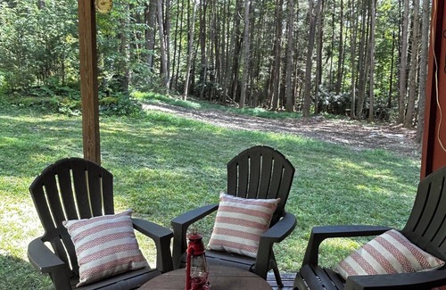 Mount Nebo Cabin | Cozy Cabin nestled in the woods between Summersville and Fayetteville WV