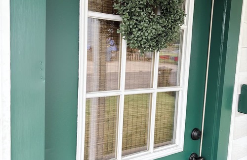 Georgetown Cottage | Cottage In Downtown Georgetown Within Walking Distance Of Shops and Restaurants