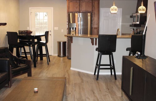 McAllen Apartment | Cozy 3-bedroom apartment in McAllen Texas.