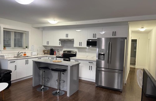 Fleetwood House | 4 bedroom 2 kitchen 2 living rooms. Sleeps 12 people.