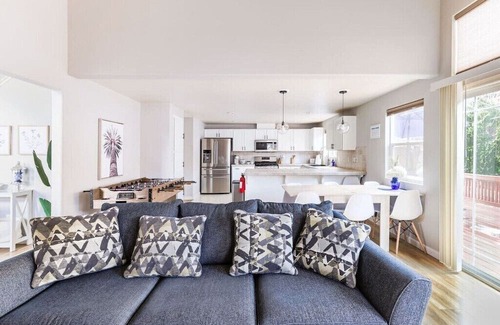Northwest Reno House | Designer Home conveniently located in Reno, NV