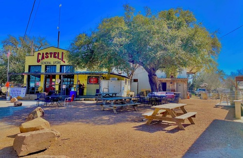 Llano Cabin | Lawrence's Llano River Tiny Haus #2