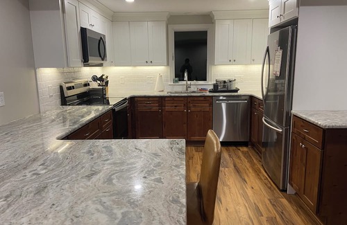 Niantic House | Waterfront- 4 bedroom home in Niantic