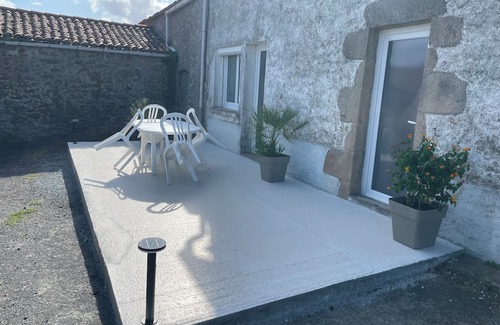 Mortagne-sur-Sevre House | Country house 20 minutes from Puy du Fou