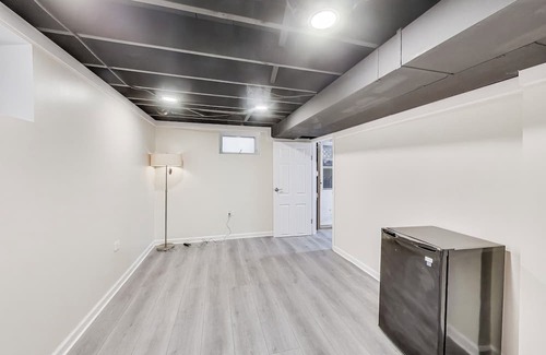 O'Hare House | 3-Bed Home by O'hare & Rosemont