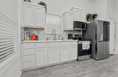 Mineral Wells Other | -NEW- Tiny House: Bessie Belle. Close to Rocker B!