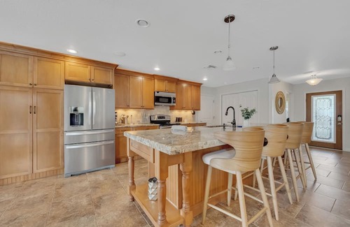 Riverview Estates House | Stunning Waterfront Views 3 Bedroom House Sarasota Near Siesta Key Sleeps 7