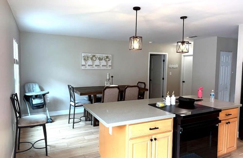 Ventura House | Luxury House - Sleeps 6, Golf, Disney, Family Fun!