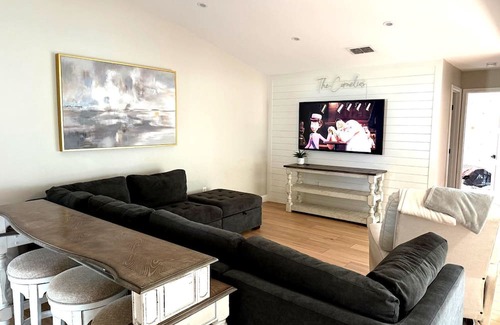 Ventura House | Luxury House - Sleeps 6, Golf, Disney, Family Fun!