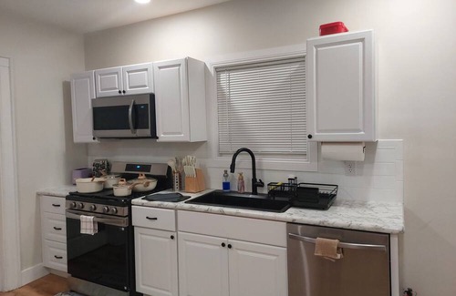 Corning House | Charming 3BR Downtown Corning Home – Walk to Dinning, Museums & Market Street!