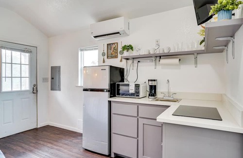 Slidell Apartment | Cozy Country Living: Cabin in Slidell/Decatur!