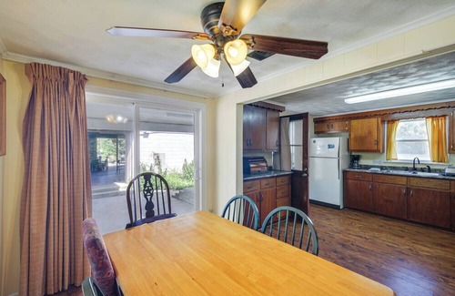 Lake Whitney House | Relax By Lake, Hike From Your Door: Whitney Home