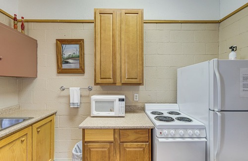Lake Whitney Apartment | Easy Lake & Hiking Trails Access: Whitney Studio