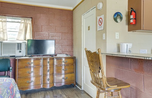 Lake Whitney Apartment | Easy Lake & Hiking Trails Access: Whitney Studio
