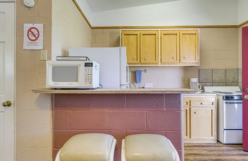 Lake Whitney Apartment | 8 Mi to Lake Whitney State Park: Quaint Studio!