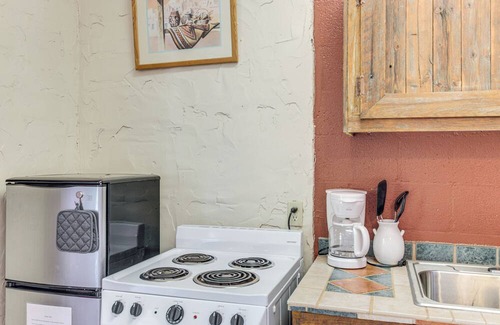 Lake Whitney Apartment | Explore Lake Whitney: Studio w/Trail Access