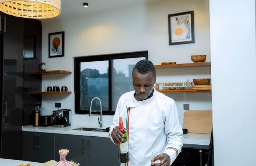 Kigali Villa | Villa in Kigali with garden, outdoor kitchen and AC 4 BR 4 BA