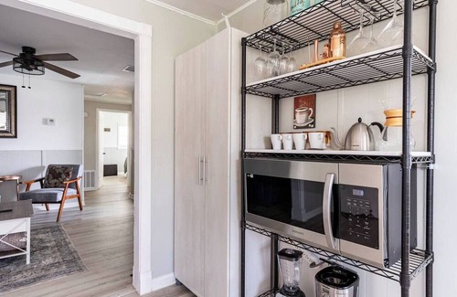 Seguin Other | Sleeps 12, 8 beds, 2 Units (3/2 & 1/1), 100% Fenced-In & Very Private by TLU