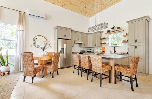 Sanford House | Elegant 2-bedroom 2-bathroom house in charming Sanford.