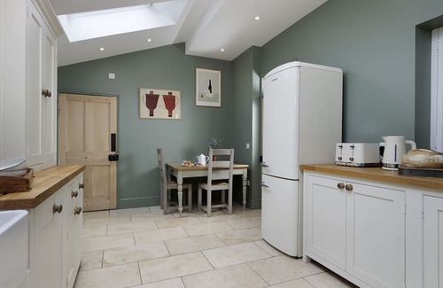 Churchill Cottage | Wonderful dog friendly - Pickwick