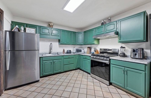 Thornton House | The Enchanted Forest Retreat