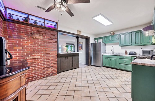 Thornton House | The Enchanted Forest Retreat