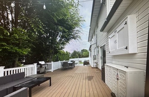Bethpage House | Ryder Cup House. Updated 4 BR home Located in Bethpage 1 mile from Golf course.