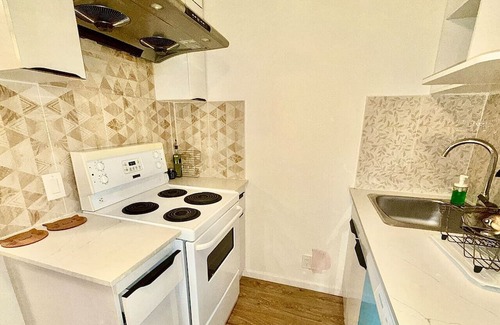 Maple Ridge Apartment | Entire Private Guest Suite, 2 parking spaces
