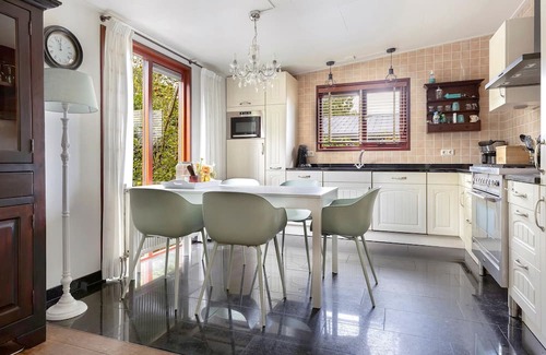 Erm House | Amazing home in Erm with WiFi