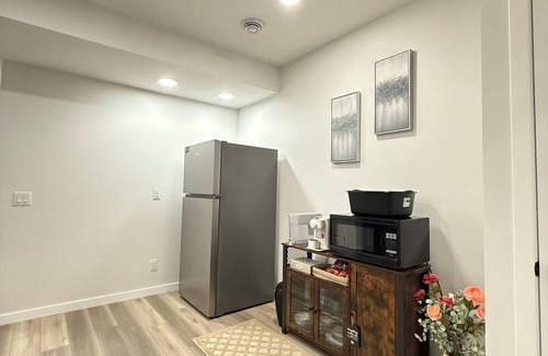Airdrie House | Cozy Basement in Airdrie