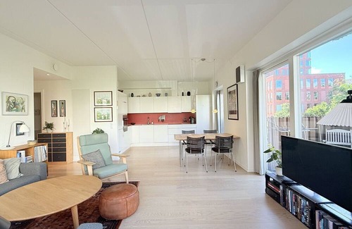 Frederiksberg C Apartment | City Apartment in Frederiksberg with 2 bedrooms sleeps 4