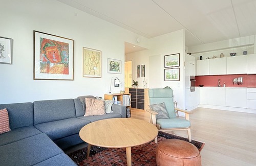 Frederiksberg C Apartment | City Apartment in Frederiksberg with 2 bedrooms sleeps 4