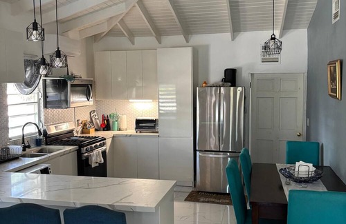 Saint Phillip Parish House | Modern Family Home Near Beaches