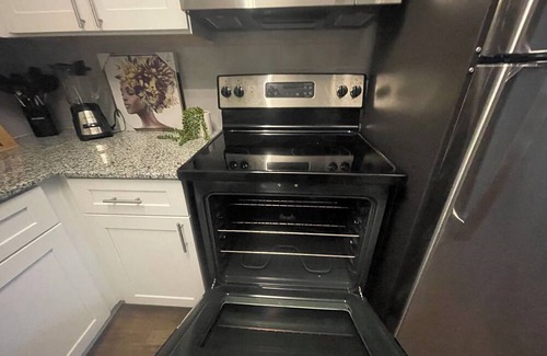 George Bush Park/Eldridge House | Charming apartment with AC, laundry and fitness equipment in wonderful Houston