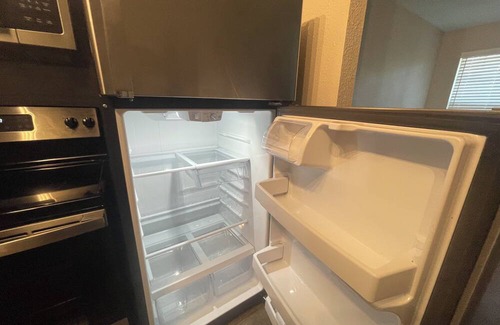 George Bush Park/Eldridge House | Charming apartment with AC, laundry and fitness equipment in wonderful Houston