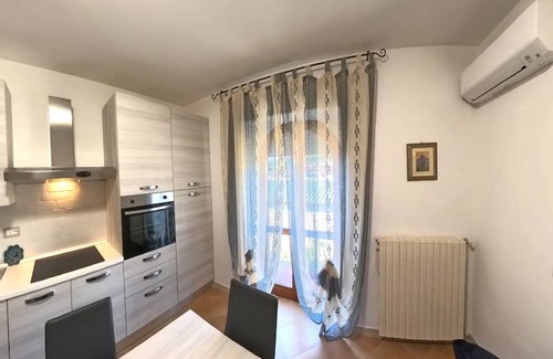 Calangianus Apartment | "La Casa in Gallura" first floor apartment