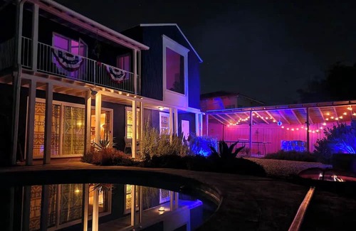 Santa Paula Apartment | HIllside Getaway with Pool