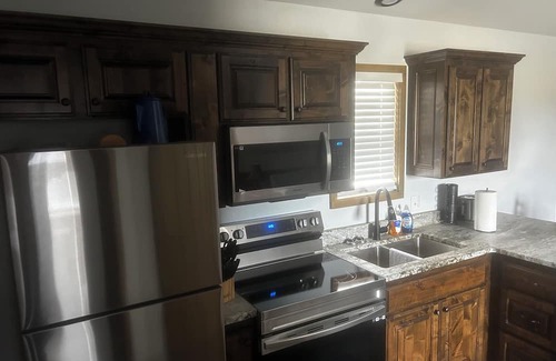 New Boston Cabin | Beautiful, clean & cozy White House Cabin #3 near New Boston Texas