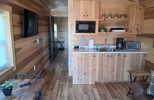 Kings Mountain Cabin | Wildfire 2