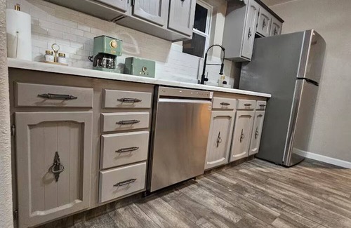 Visalia House | Little House on the Water