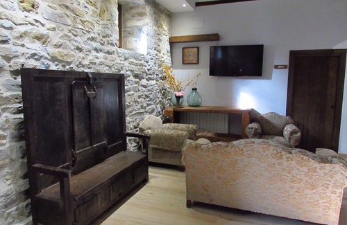Zubiri Cottage | Rest and nature in Zubiri, your rural refuge suitable for people with reduced mobility.