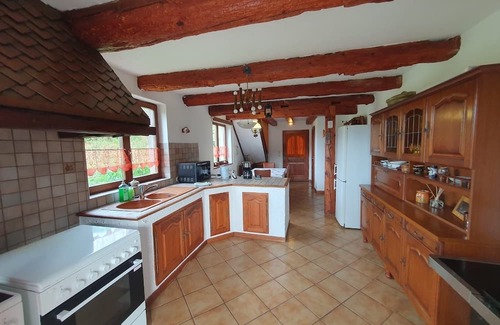 Neuve-Eglise House | Romantic Hideaway & Remote Work Haven Mountain View, pet friendly, free wifi