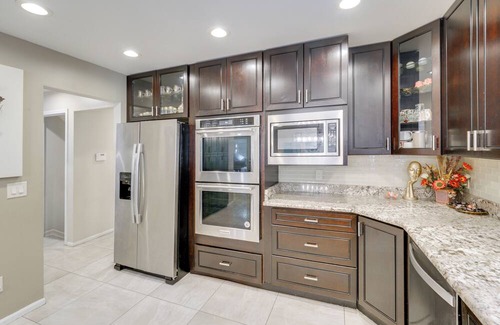 Anchorville House | Indoor & Outdoor Entertainment! Luxe Michigan Home