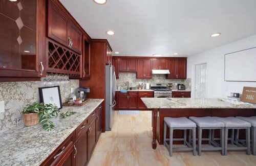 Rowland Heights House | Spacious 4-bedroom house in serene Rowland Heights near LA & Disney