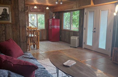Medford House | Beautiful Log Home with City View! 2 bedroom 2 bath home in the mountain woods.