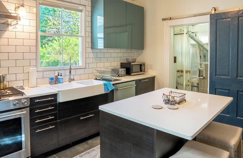 Fan District House | The Parkwood a 1910 historic gem