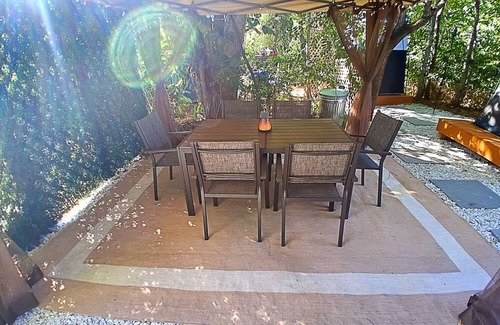 Ruby RV Rental | Elysian Escape: Starlit Riverfront Glamping Suite AC + WiFi + Games