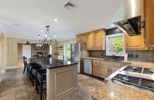 Salisbury Mills House | Spacious 9-bedroom house in tranquil Monroe with AC